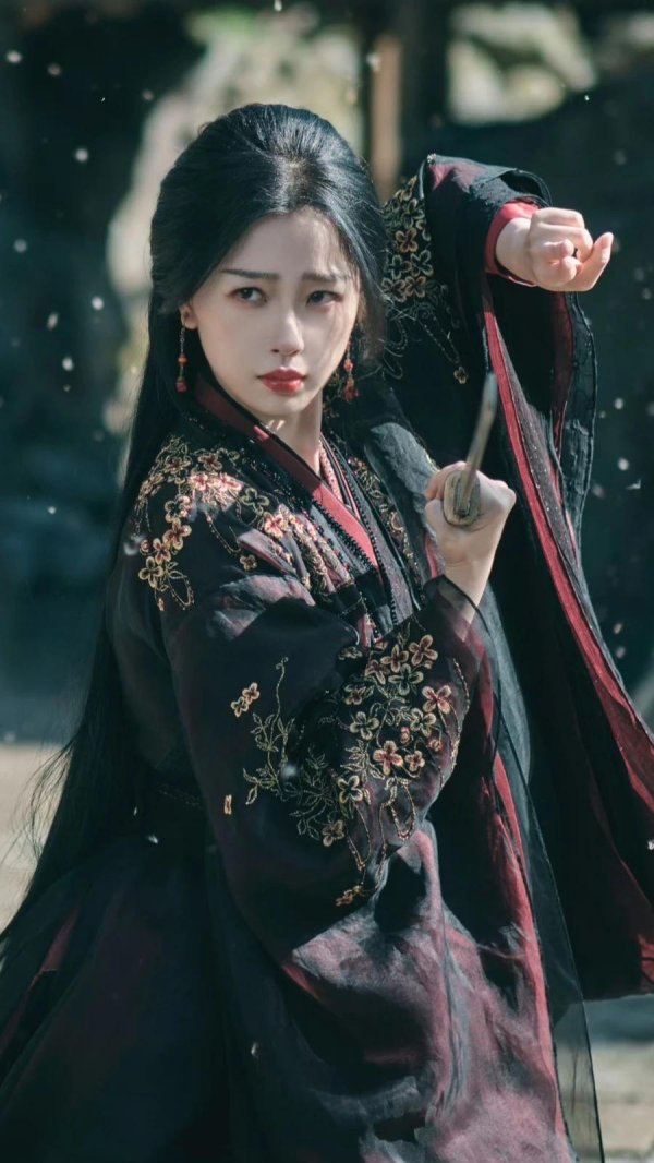 途牛配资 “关系户”别硬演美人，满屏是富二代星二代，内娱没人了吗？