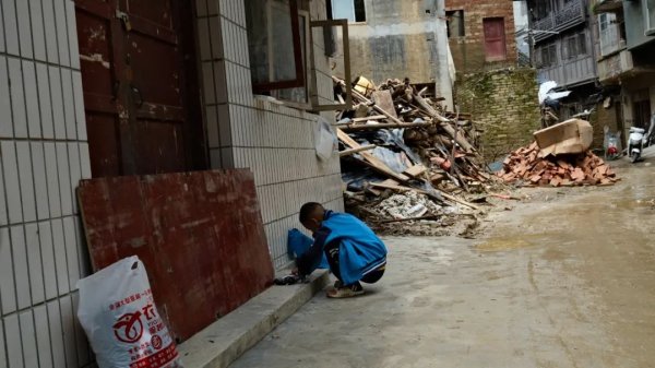 牛管家 壹基金开展灾后儿童服务，7个站点陪伴贵州榕江、从江受灾儿童